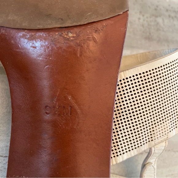 Tory Burch Lowell 2 Ivory Perforated Leather Logo Sandal 2" Heels Size 9.5 - Picture 13 of 15